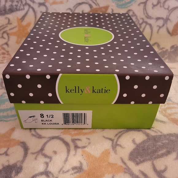 Kelly & Katie 8.5M Open Toe and Ankle Booties - Picture 7 of 7